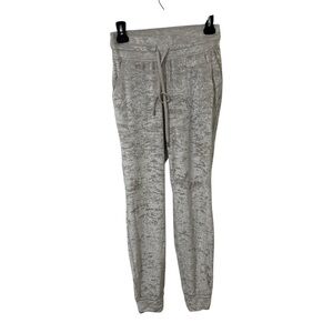 Lululemon Women’s Light Gray Crushed Velvet Joggers Loungewear Athleisure Size 4